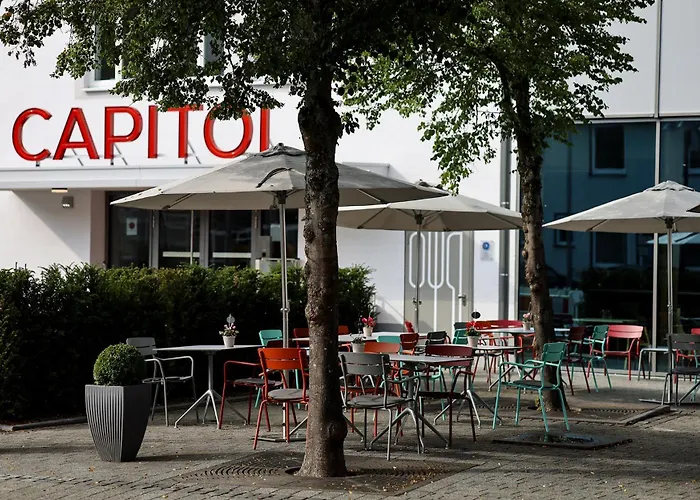 Neue Capitol Hotell *